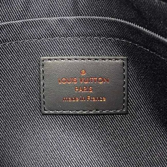 Louis Vuitton Apollo Pochette Navy Canvas Clutch Bag (Pre-Owned) - Picture 8 of 11